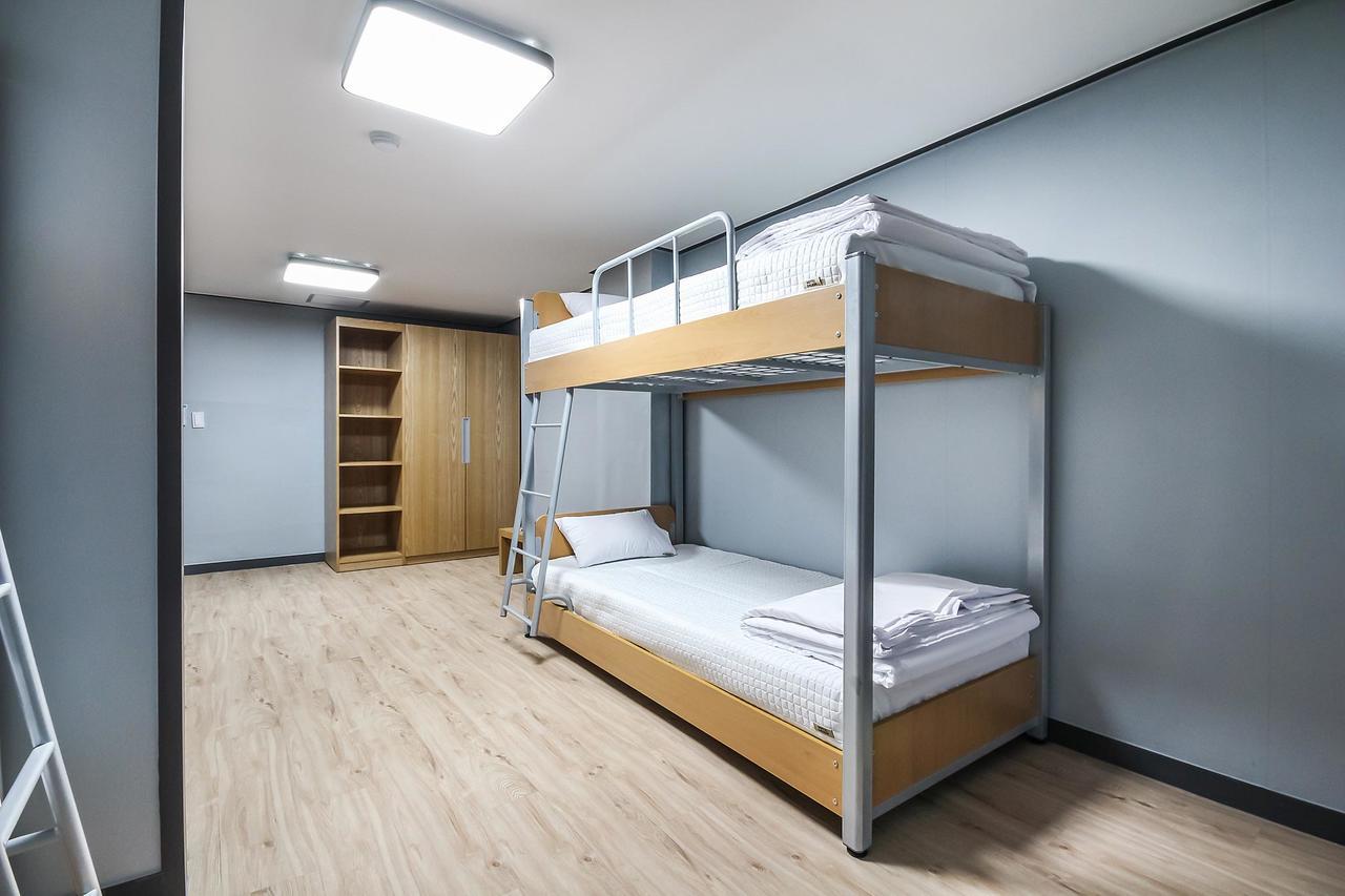 Deluxe Motel Geoje Esterno foto