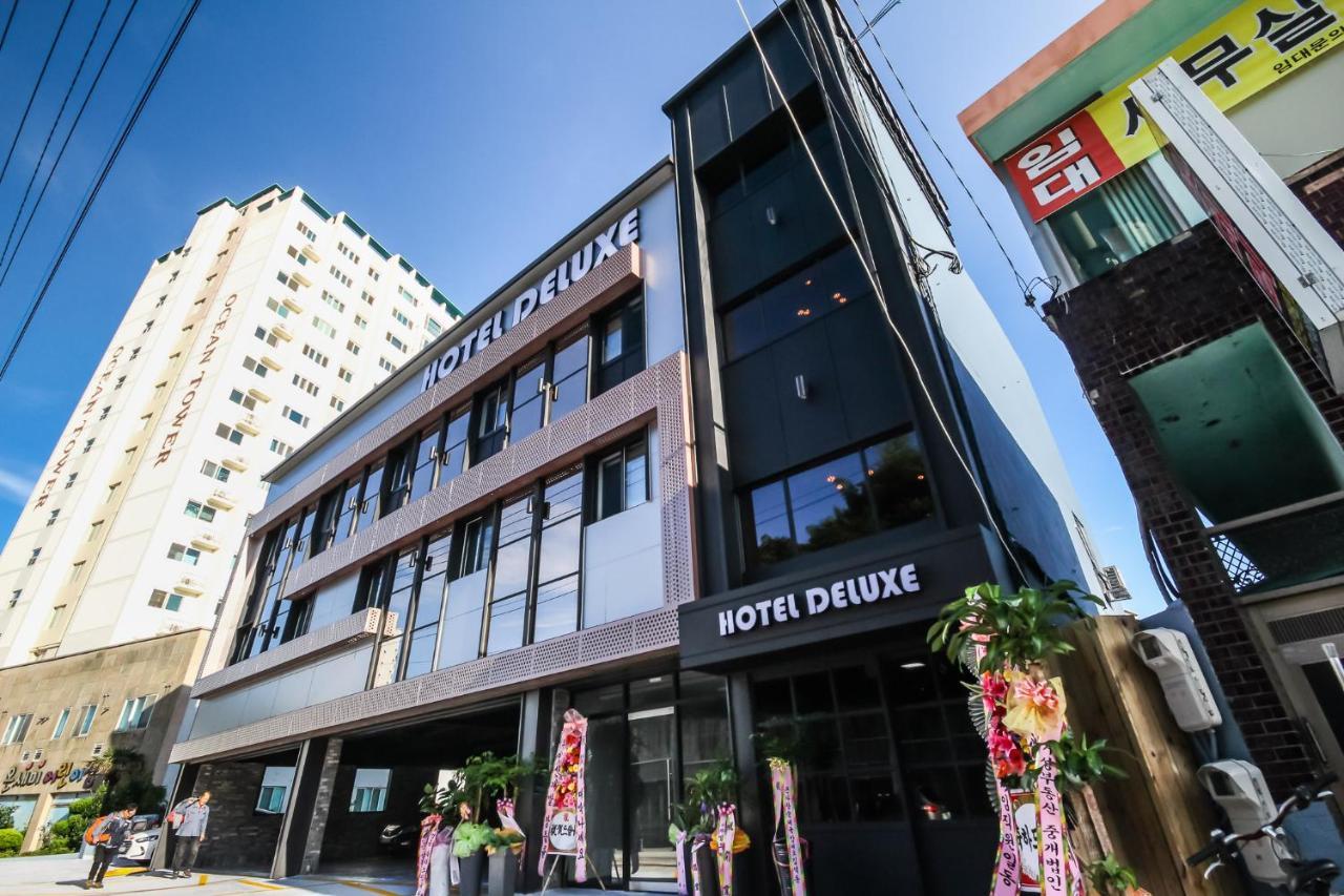 Deluxe Motel Geoje Esterno foto
