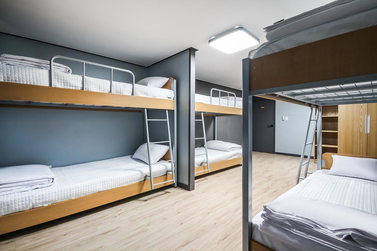 Deluxe Motel Geoje Esterno foto